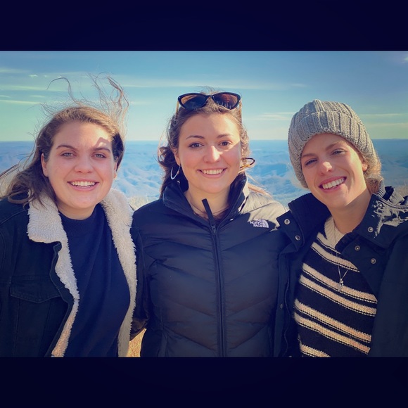 Meet your Posher, Riley - Picture 3 of 4